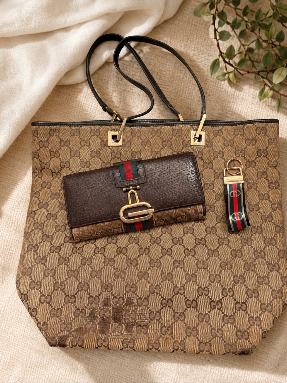 Authentic Gucci 3-Piece Set – GG Canvas Tote + Wallet + Upcycled Keychain